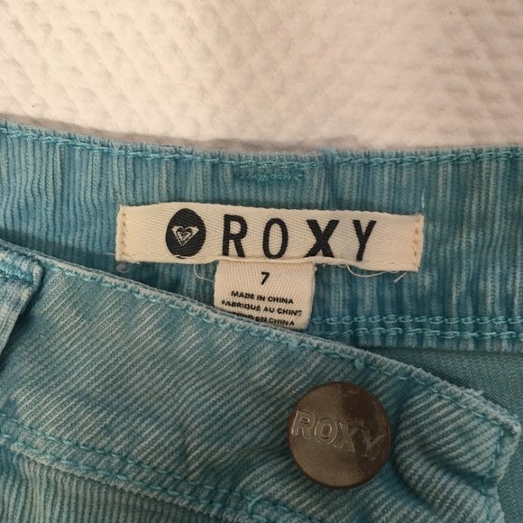 Roxy | corduroy shorts - Picture 3 of 4